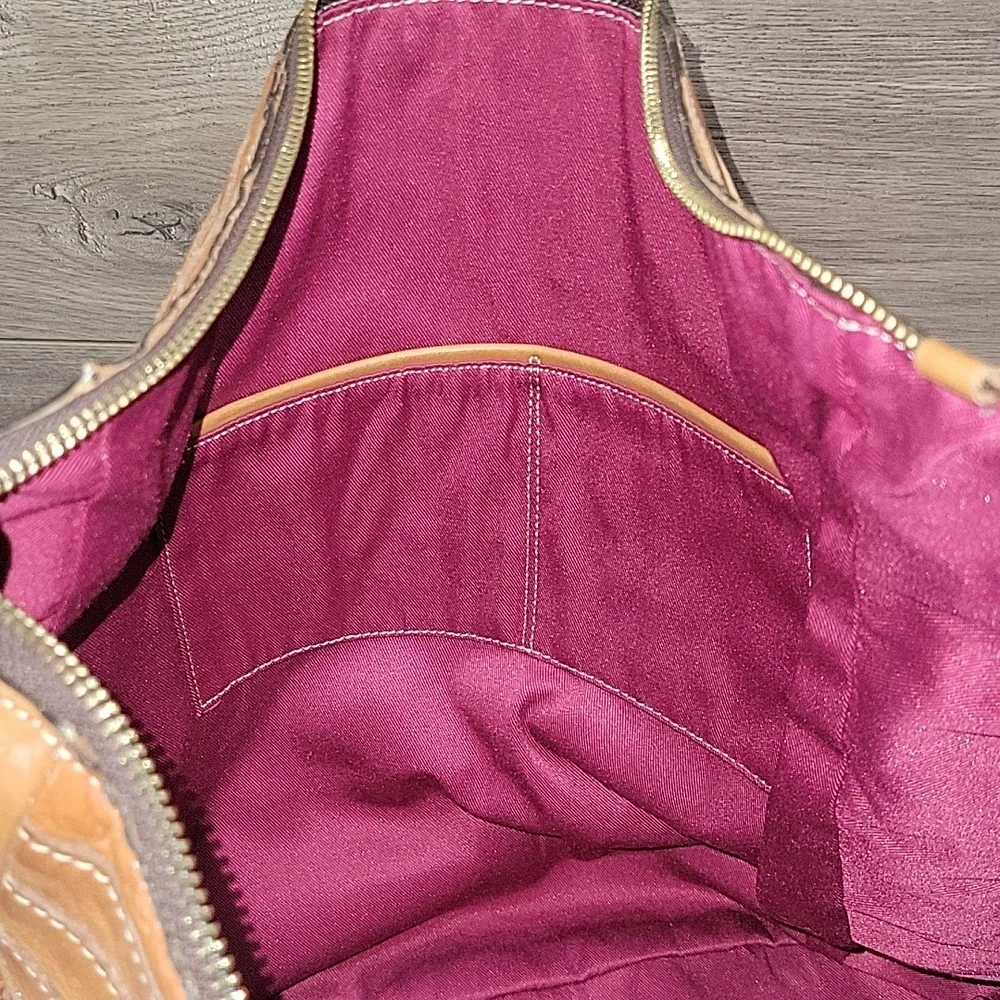 Large IL Duca  Tan Leather Hobo Bag - Classic Everyday Shoulder Bag